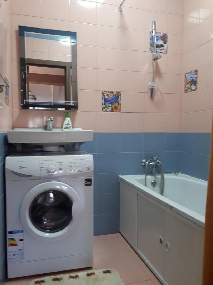 Apartments On Mustafa Ozturk Ałma Ata Zewnętrze zdjęcie