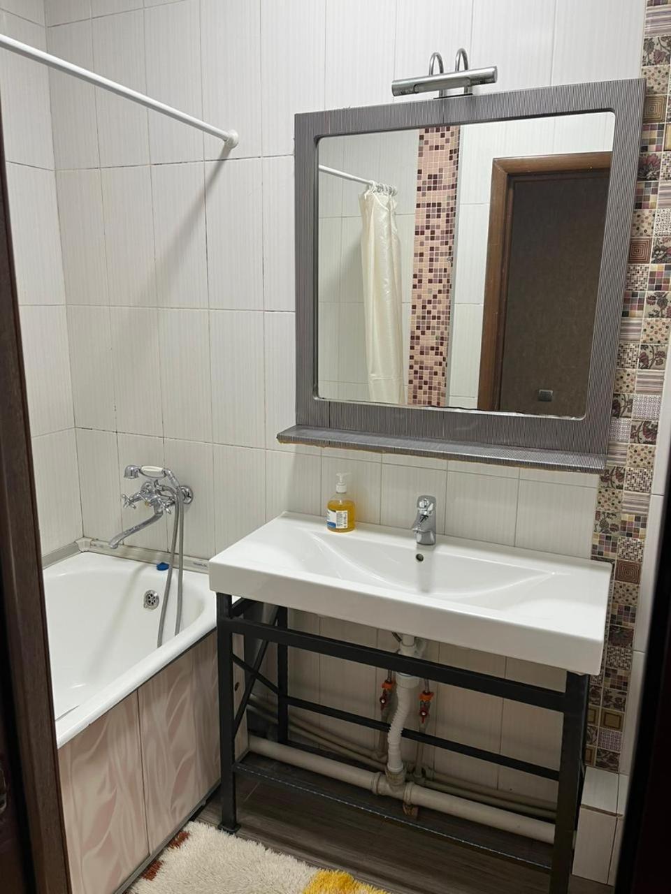 Apartments On Mustafa Ozturk Ałma Ata Pokój zdjęcie